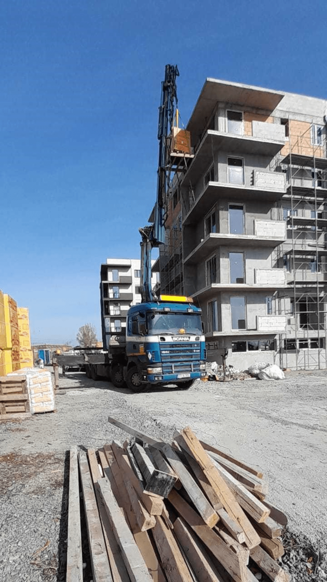 închirierea macarale pentru ridicarea încărcăturilor grele.