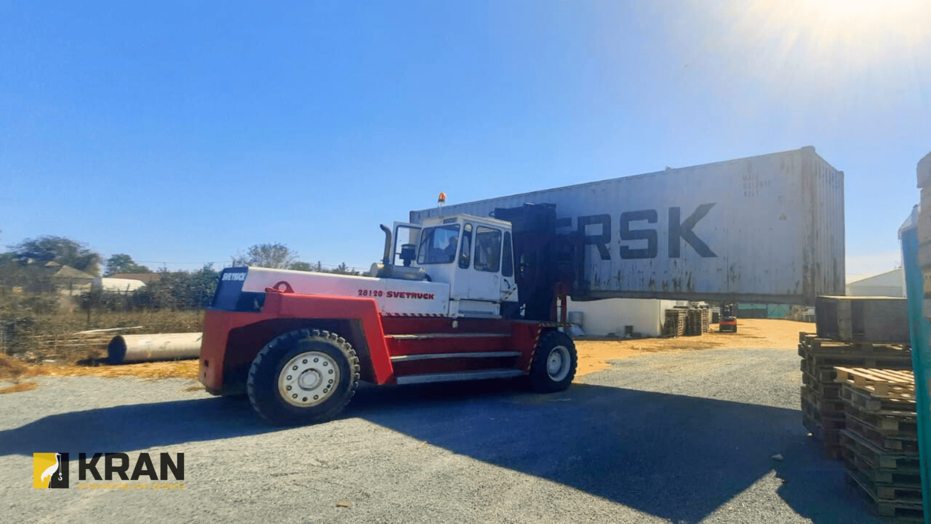 închiriere stivuitoare grele